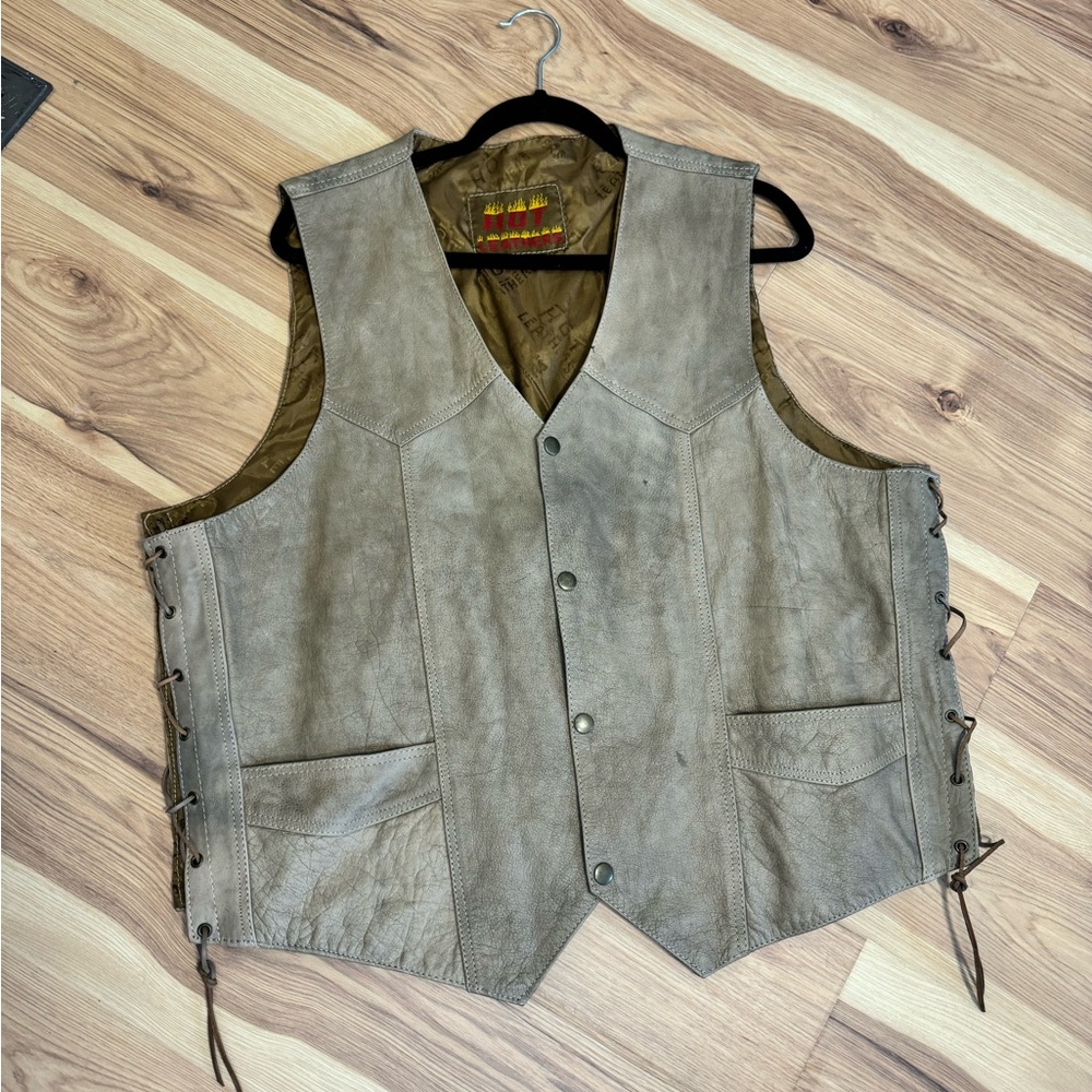 Hot Leathers Button Vest